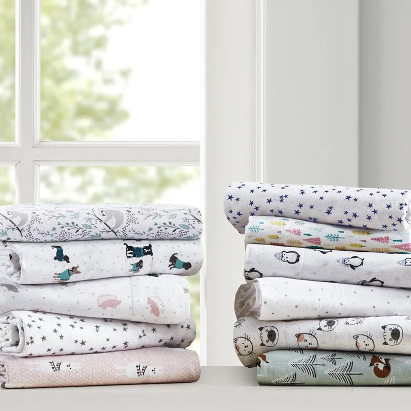 Intelligent Design Cozy Soft Cotton Flannel Printed Sheet Set