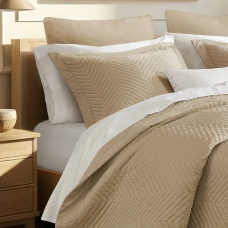 Harbor House Liam Hotel 3 Piece Cotton Quilt Set