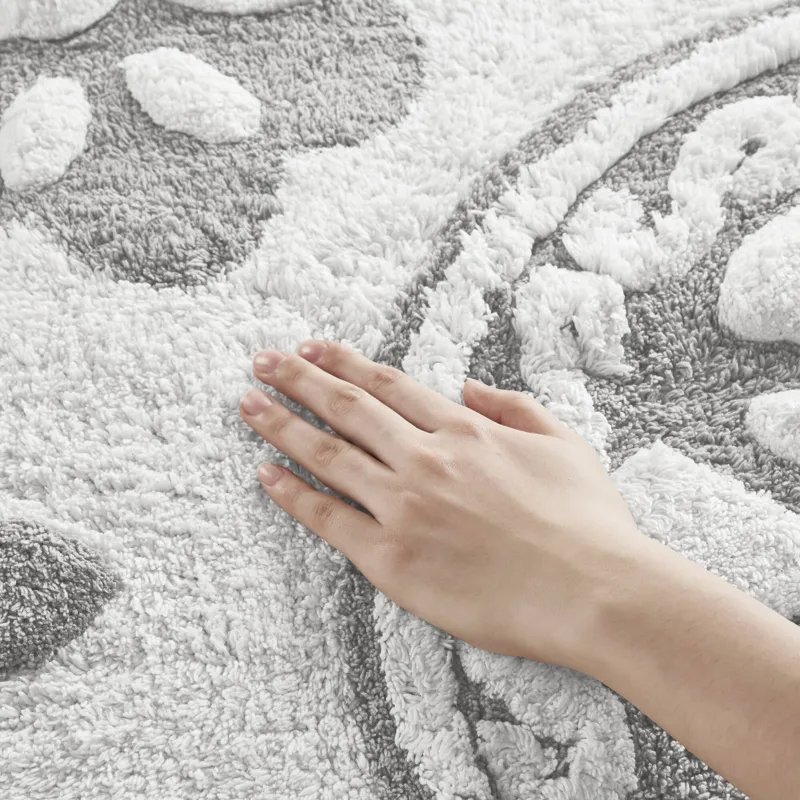 Madison Park Casablanca Medallion Cotton Tufted Bath Rug