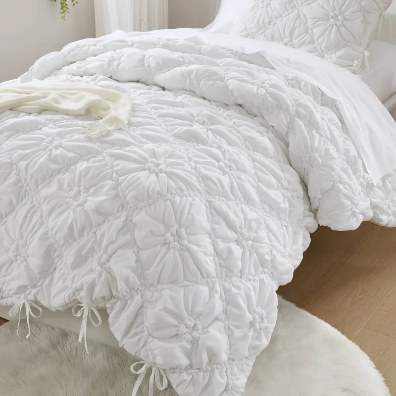 Intelligent Design Lily Comforter Set