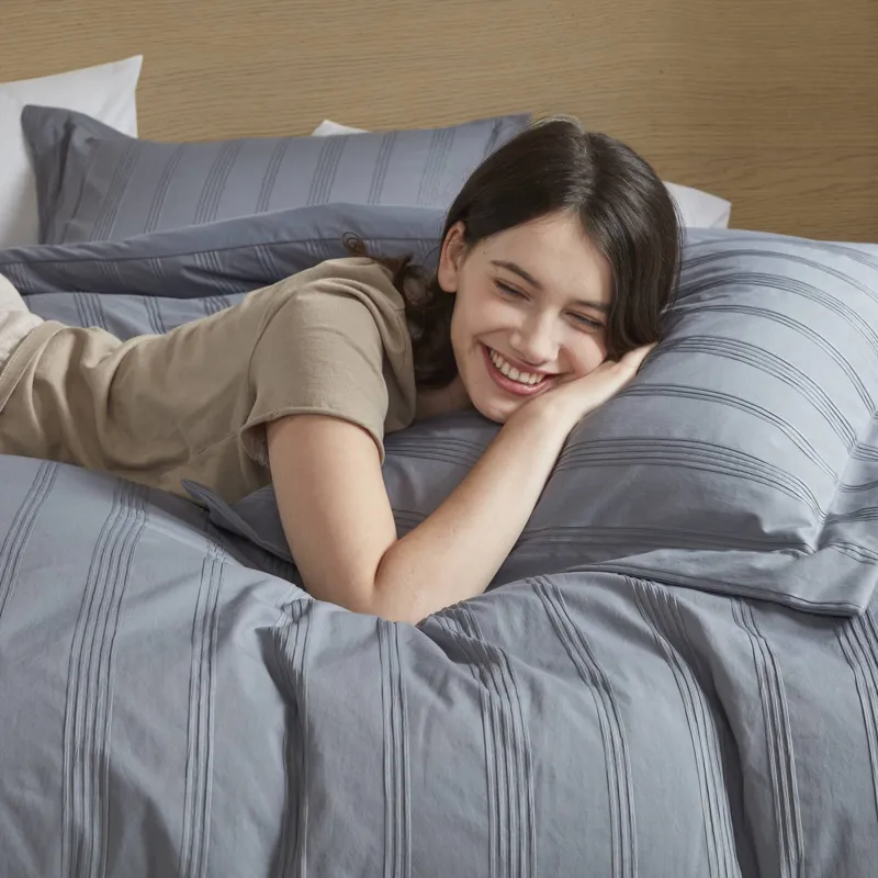 Super Listing Logan Striped Reversible Pintuck Pleated Comforter Set