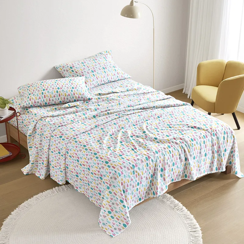 Intelligent Design Cozy Soft Cotton Flannel Printed Sheet Set