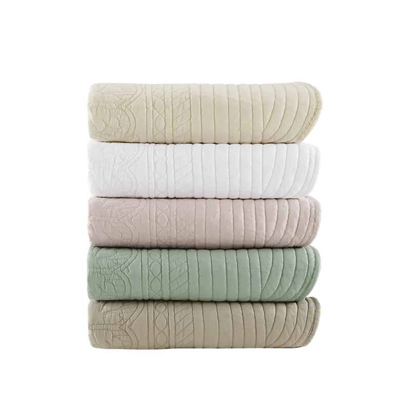 Madison Park Tuscany Oversized Quilted Throw with Scalloped Edges