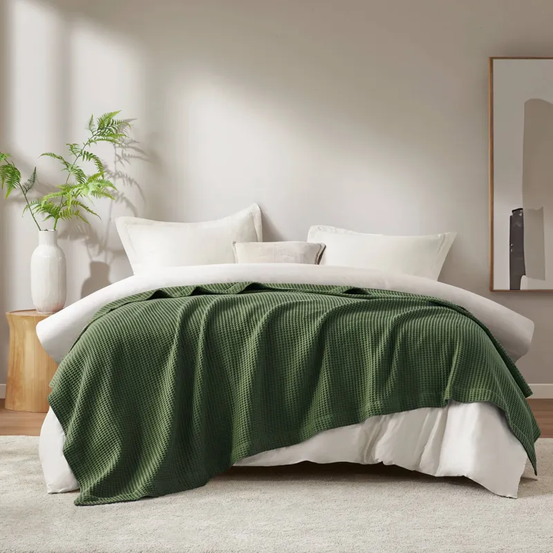 Madison Park Waffle Weave Cotton Blanket