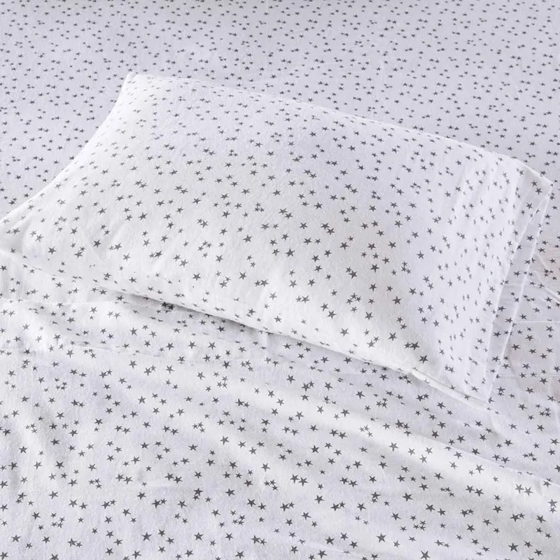 Intelligent Design Cozy Soft Cotton Flannel Printed Sheet Set