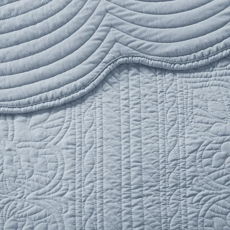 Madison Park Tuscany 3 Piece Reversible Scalloped Edge Quilt Set