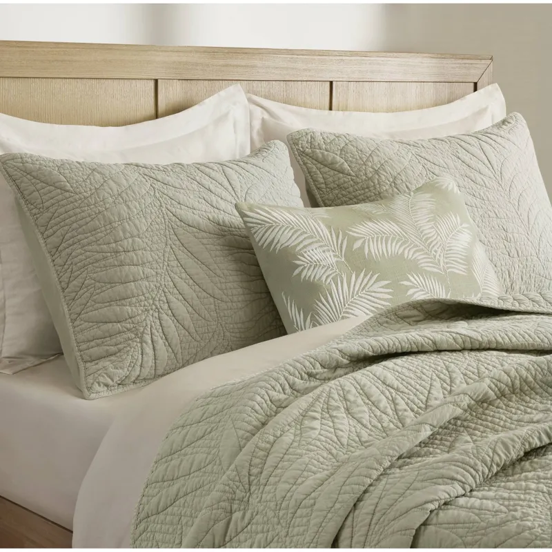 Harbor House Botanical Leaves 3 Piece Cotton Quilt Set