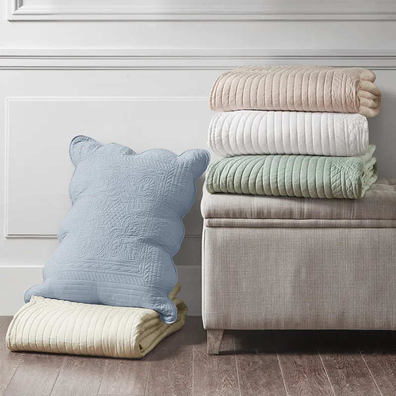 Madison Park Tuscany 3 Piece Reversible Scalloped Edge Quilt Set