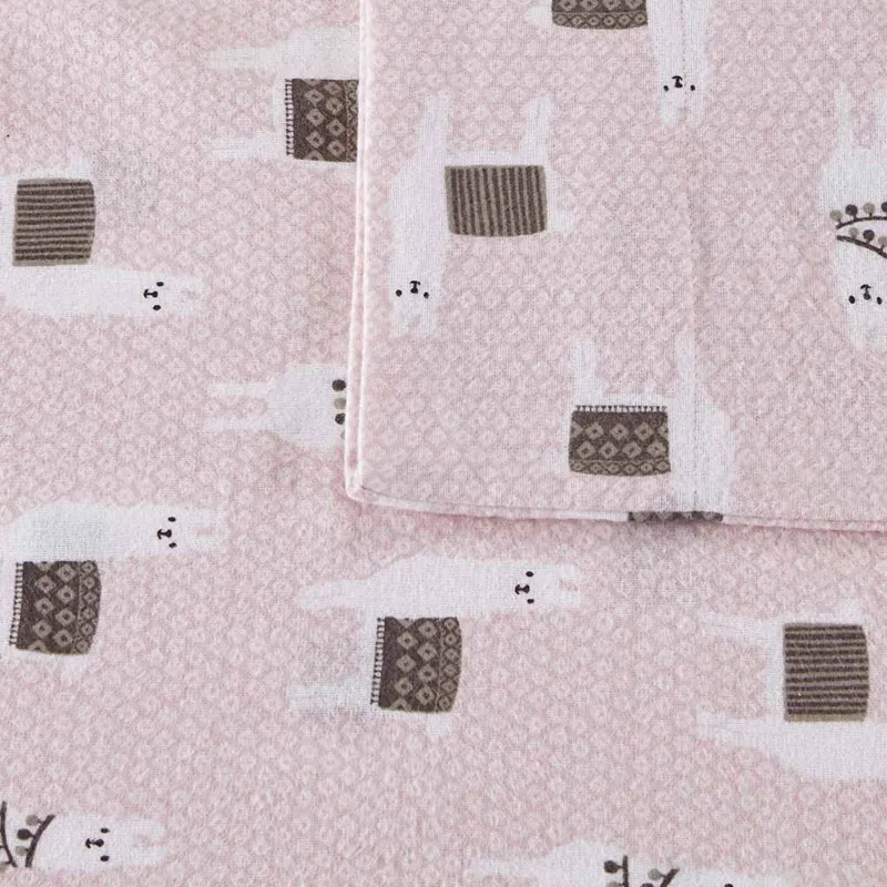 Intelligent Design Cozy Soft Cotton Flannel Printed Sheet Set