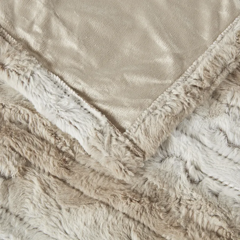 Beautyrest Zuri Oversized Faux Fur Heated Throw