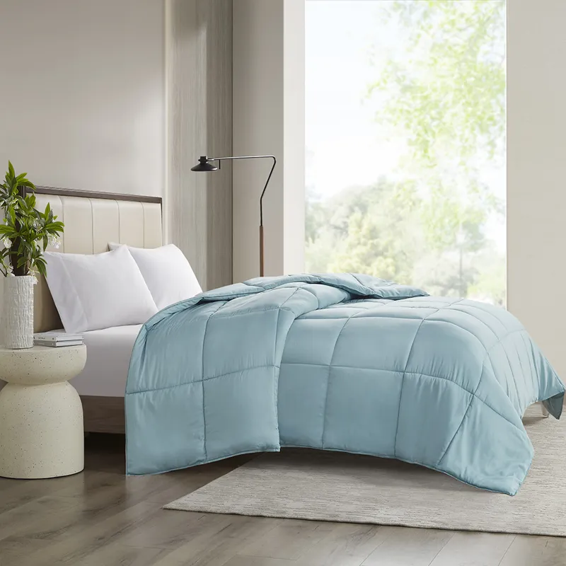 Madison Park Winfield 300 Thread Count Cotton Shell Luxury Down Alternative Comforter
