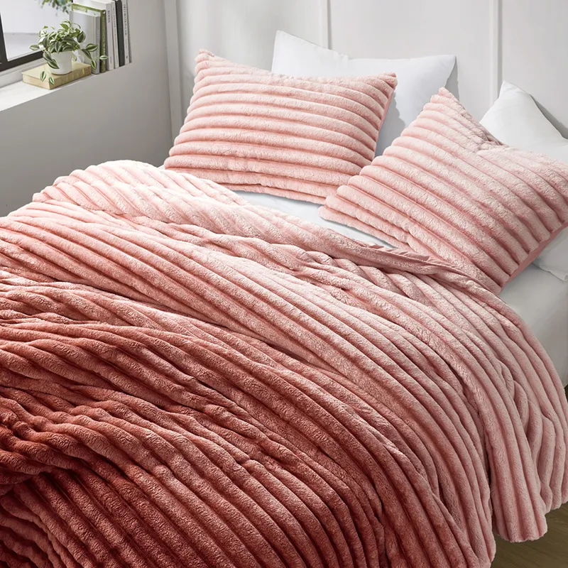 Intelligent Design Avril Fluffy Ribbed Plush Comforter Set