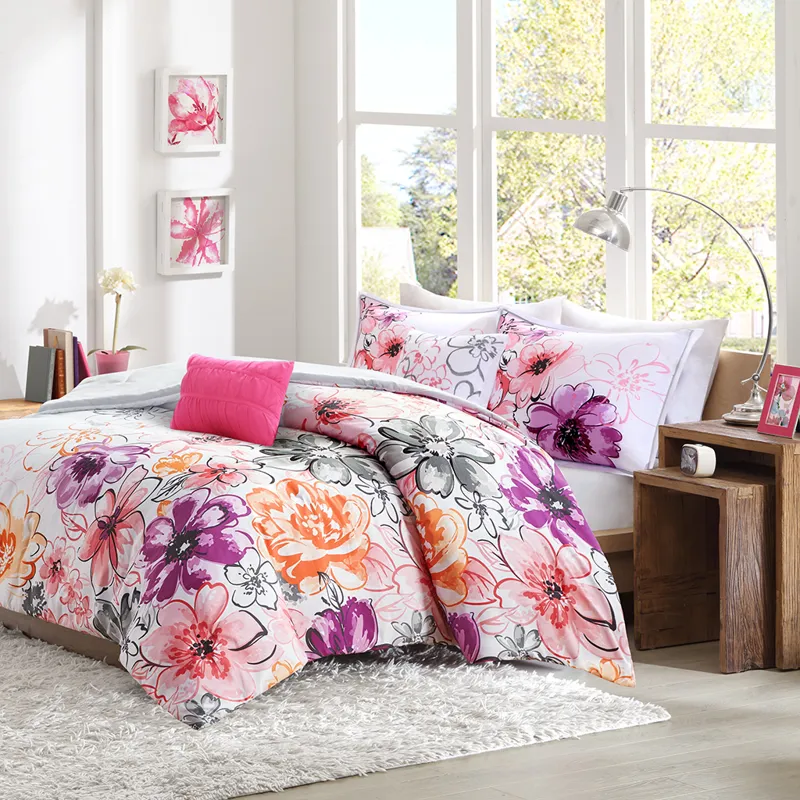 Intelligent Design Olivia Floral Comforter Set