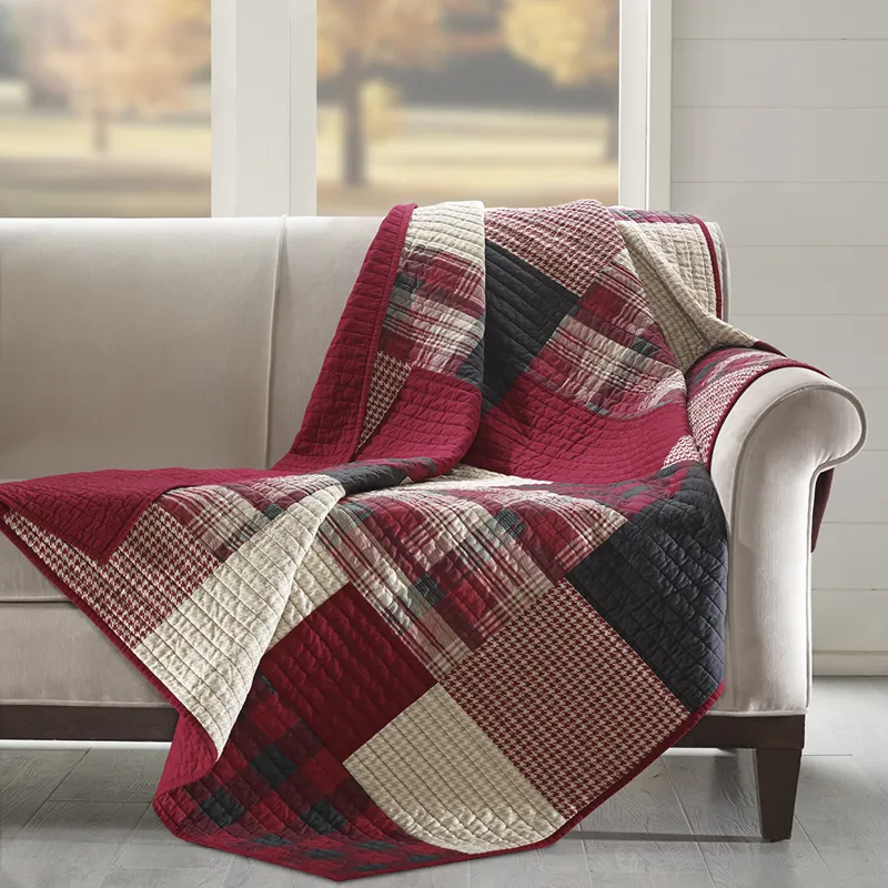 Woolrich Sunset Quilted Throw - Red