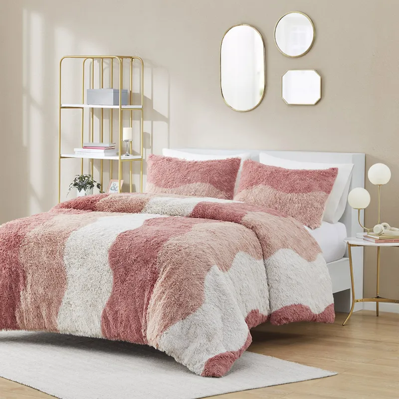 Cassie Twin/Twin XL Ombre Shaggy Faux Fur Comforter Set - Blush Multi