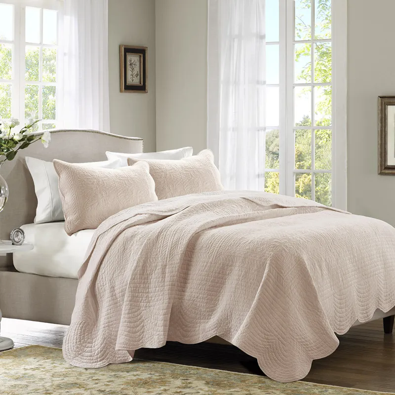 Madison Park Tuscany 3 Piece Reversible Scalloped Edge Quilt Set