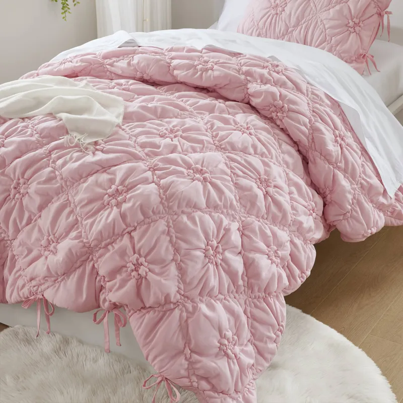 Intelligent Design Lily Comforter Set
