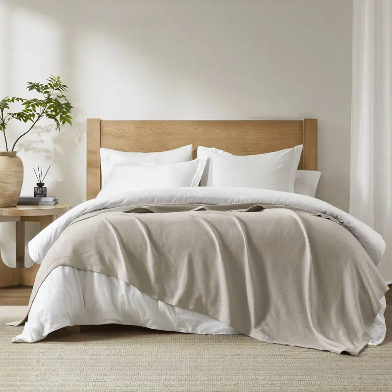 Madison Park Liquid Cotton Blanket