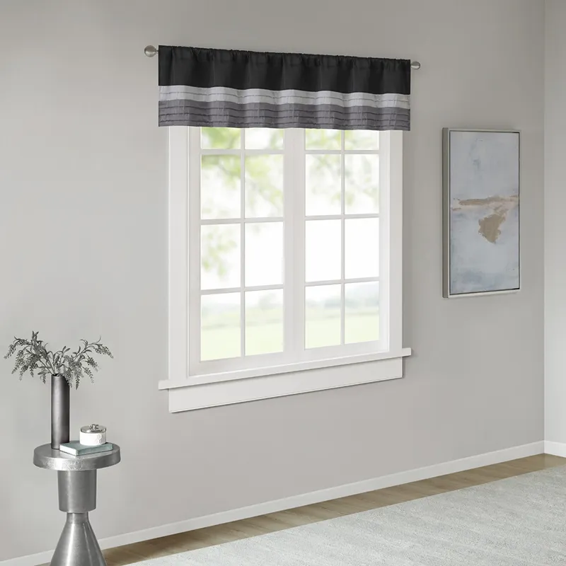 Madison Park Amherst Polyoni Pintuck Window Valance