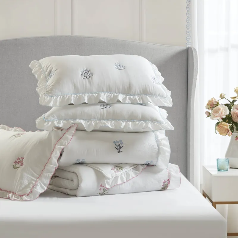 Aglaia Twin / Twin XL Quilt Set - Blue