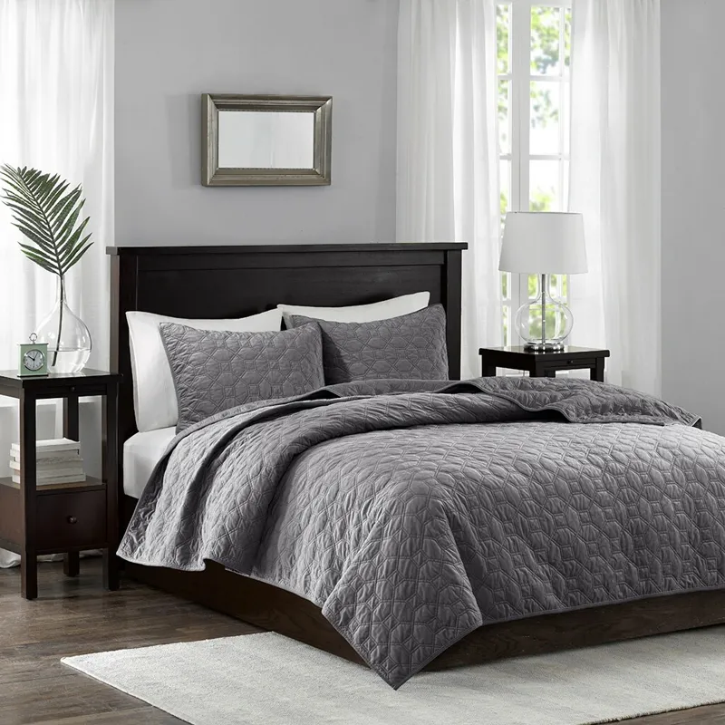 Madison Park Harper 3 Piece Velvet Quilt Set