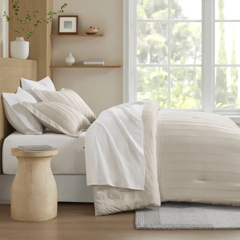 Super Listing Logan Striped Reversible Pintuck Pleated Comforter Set