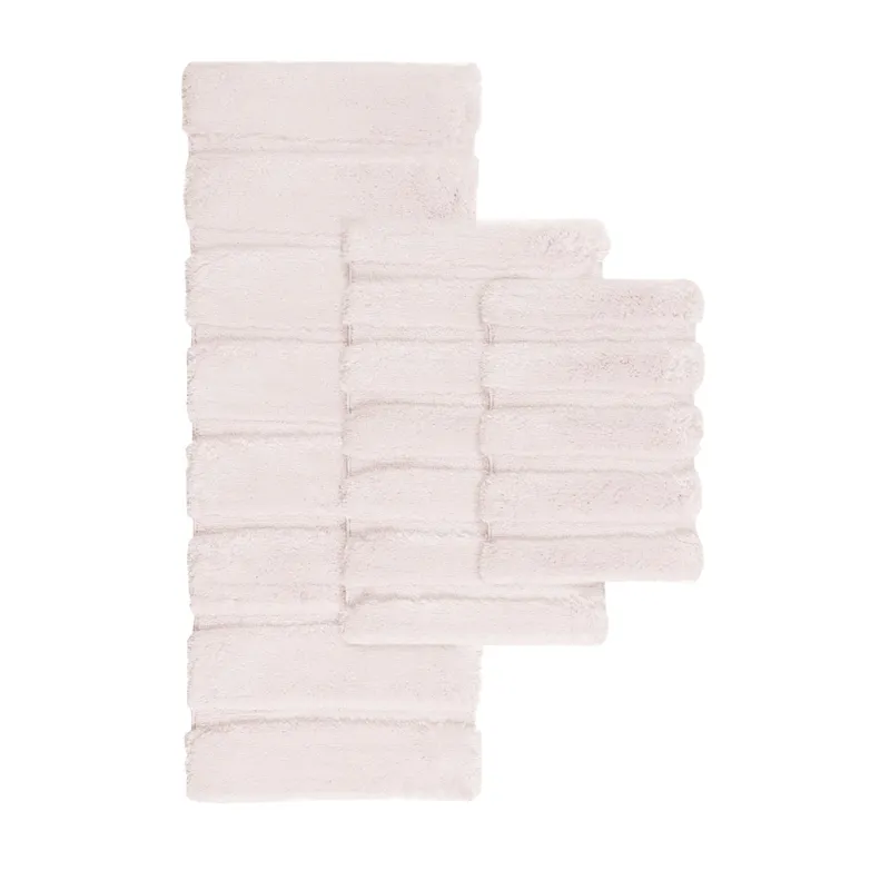 Madison Park Tufted Pearl Channel Rug