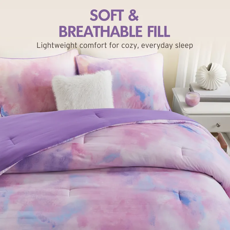 Intelligent Design Cassiopeia Watercolor Tie Dye Printed Comforter Set with Throw Pillow