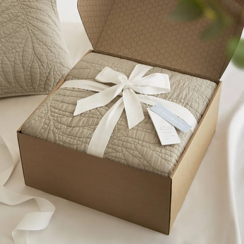Harbor House Botanical Leaves 3 Piece Cotton Quilt Set