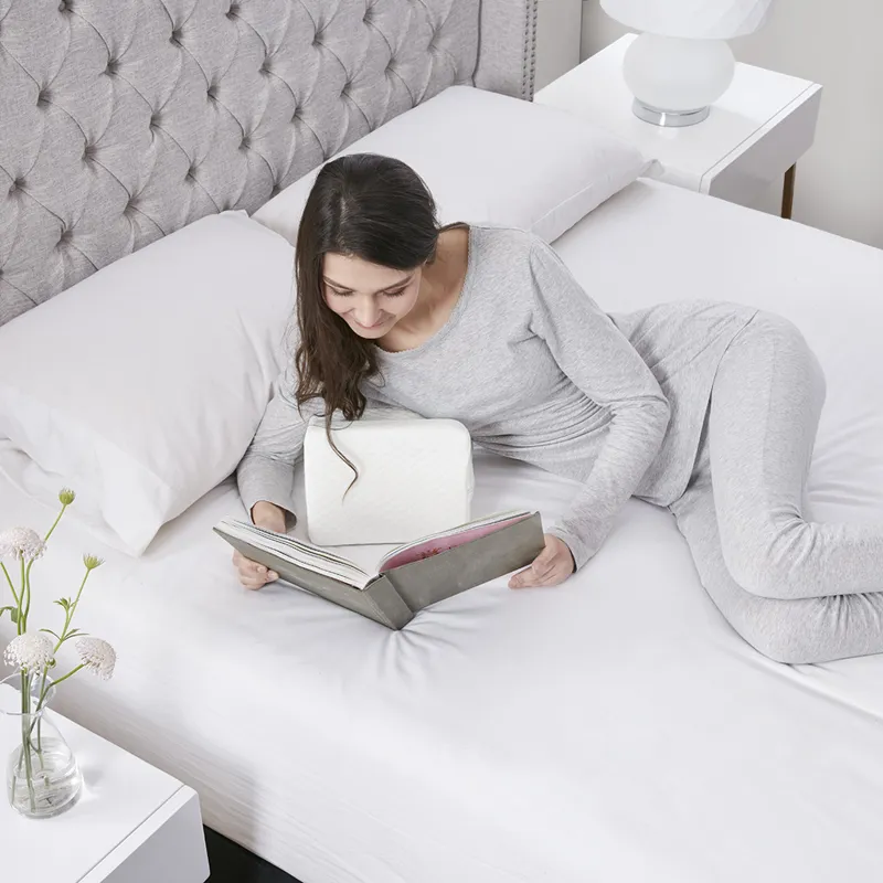 Memory Foam Knee Pillow - White