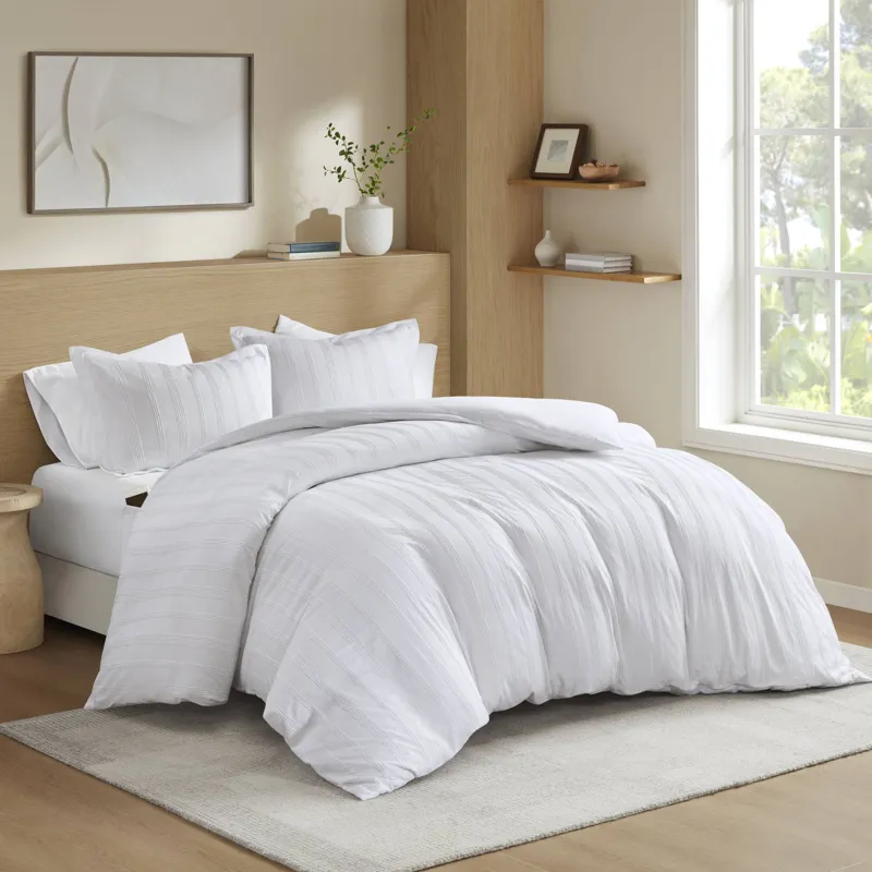Super Listing Logan Striped Reversible Pintuck Pleated Duvet Set