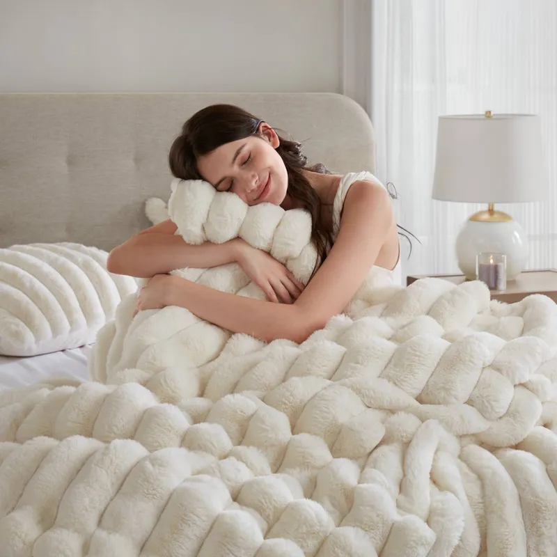 Madison Park Jasmine 3 Piece Faux Fur Comforter Set