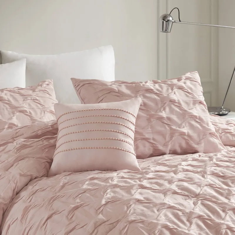 Comfort Spaces Bailey Diamond Pintuck Pleated Woven Comforter Set