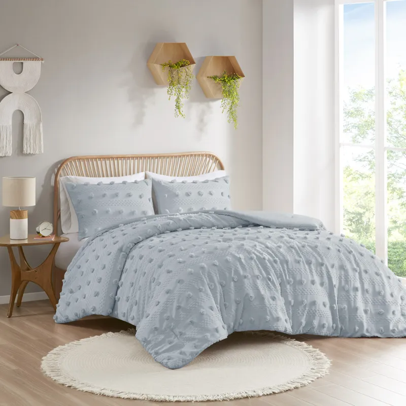 Intelligent Design Lucy Clip Jacquard Comforter Set