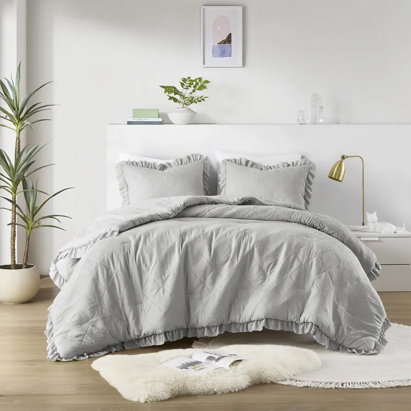 Comfort Spaces Hannah Diamond Quilted Ruffle Edge Comforter Set