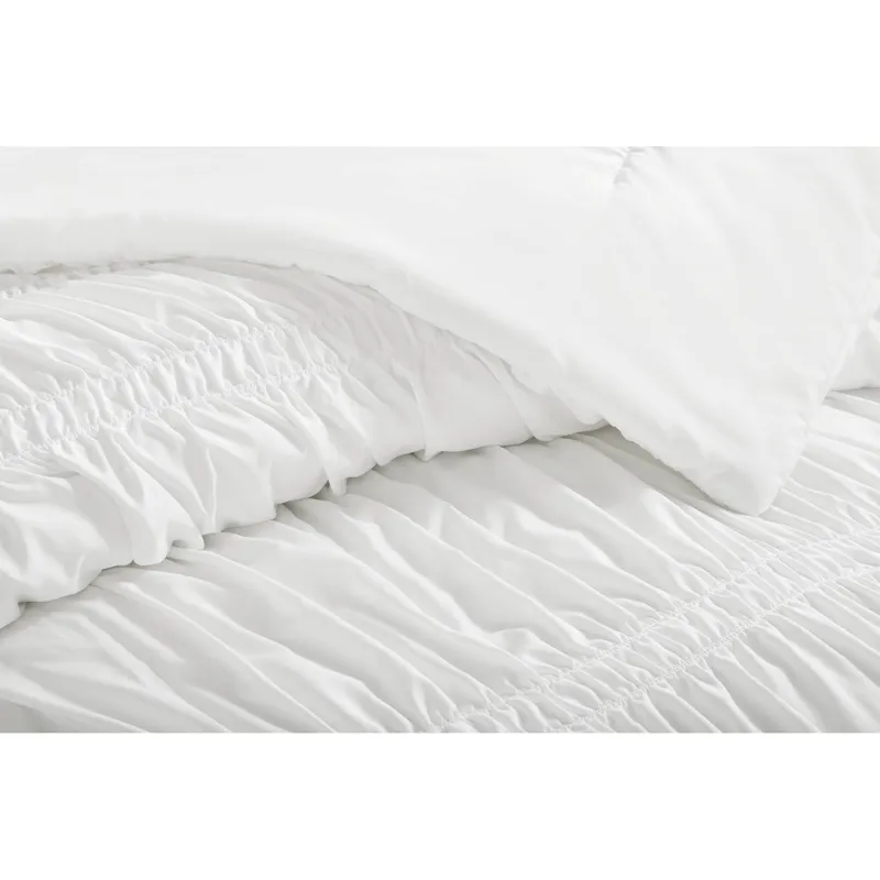 Intelligent Design Ella Comforter Set