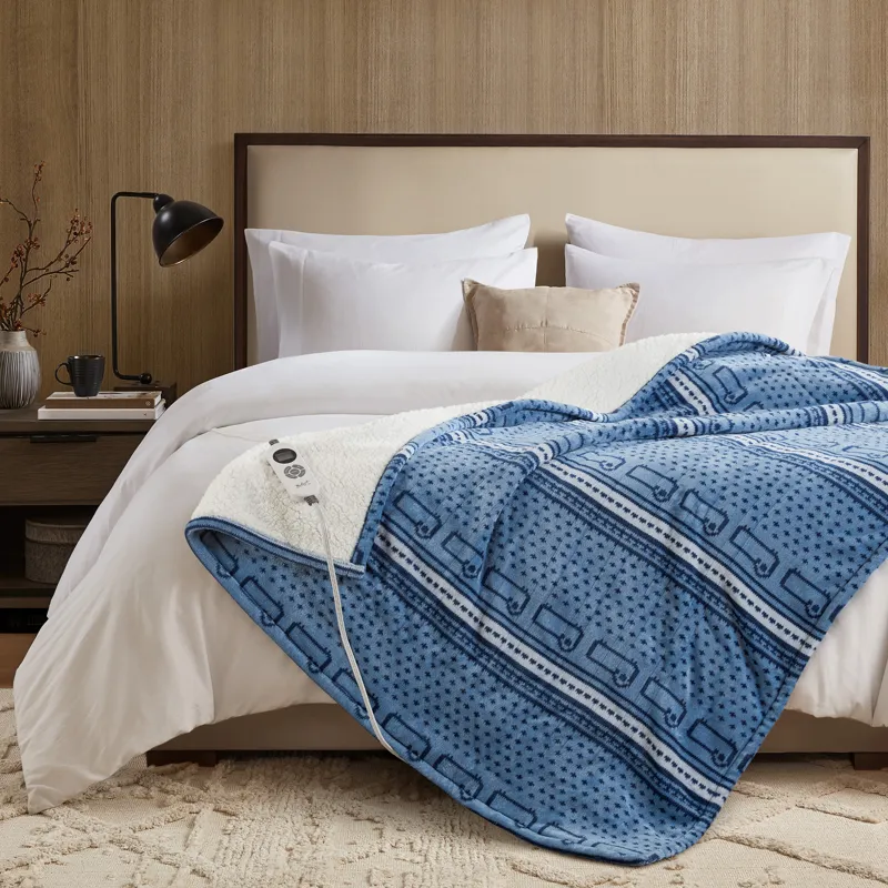 Woolrich Print Plush to Sherpa Heated Throw
