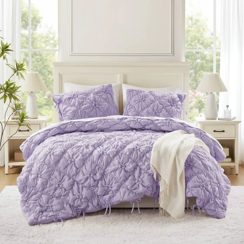 Intelligent Design Lily Comforter Set