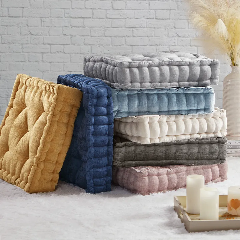 Intelligent Design Azza Poly Chenille Square Floor Pillow Cushion Compress Pack