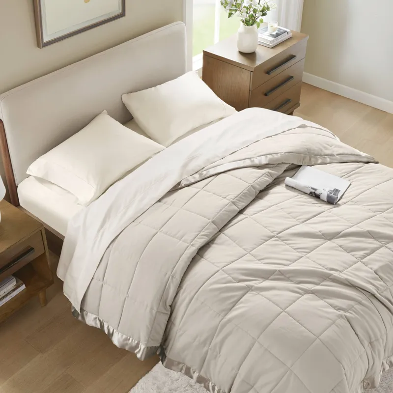 Madison Park Windom Lightweight Down Alternative Blanket with Satin Trim