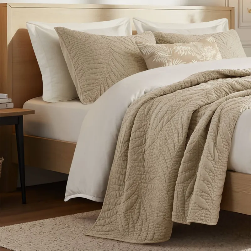 Harbor House Botanical Leaves 3 Piece Cotton Quilt Set
