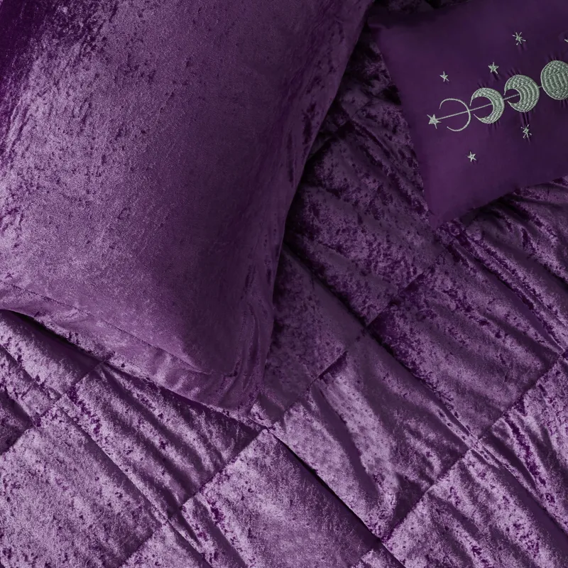 Felicia King/California King Velvet Comforter Set with Throw Pillow - Purple