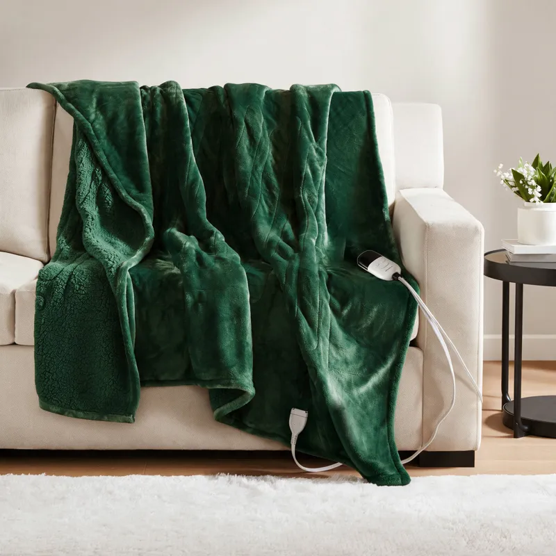 Beautyrest Heated Microlight to Berber Throw