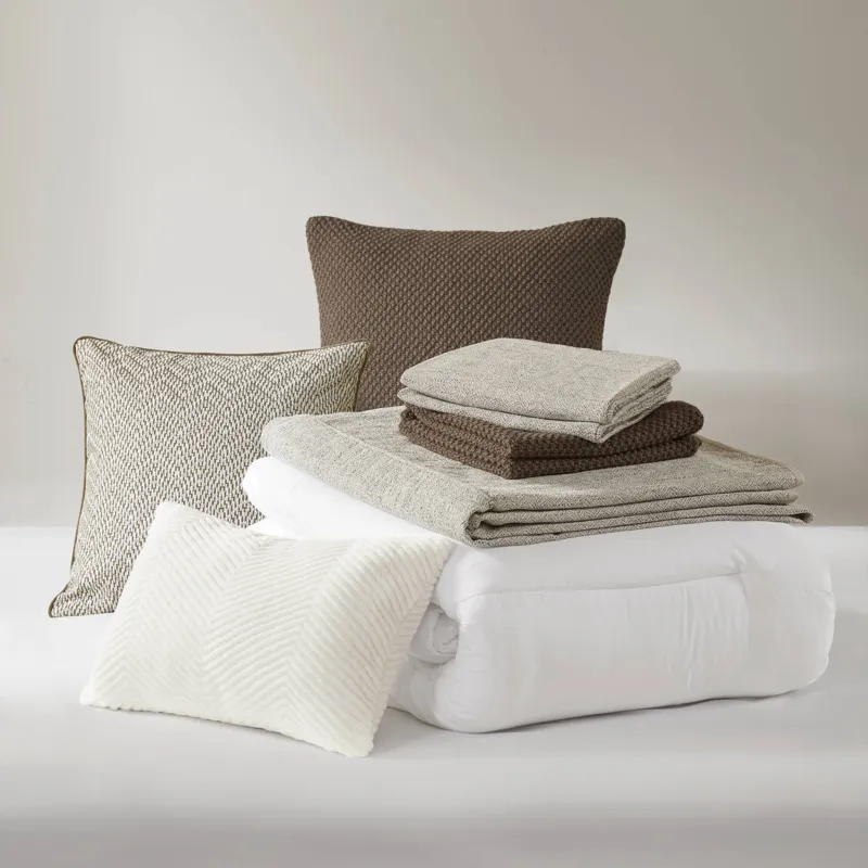 Madison Park Signature Chapman Comforter Set