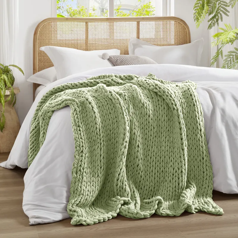 Madison Park Chunky Double Knit Handmade Throw Blanket