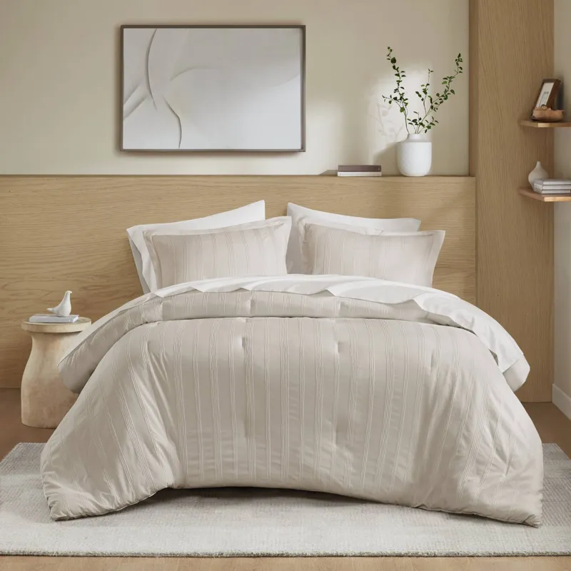Super Listing Logan Striped Reversible Pintuck Pleated Comforter Set
