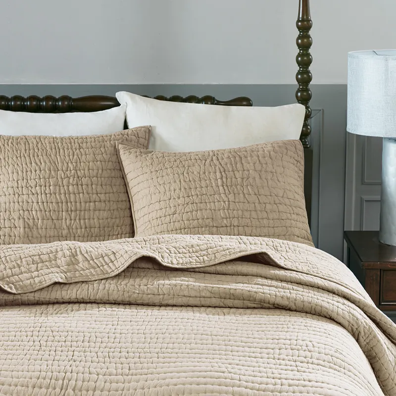 Madison Park Signature Serene 3 Piece Hand Quilted Cotton Quilt Set