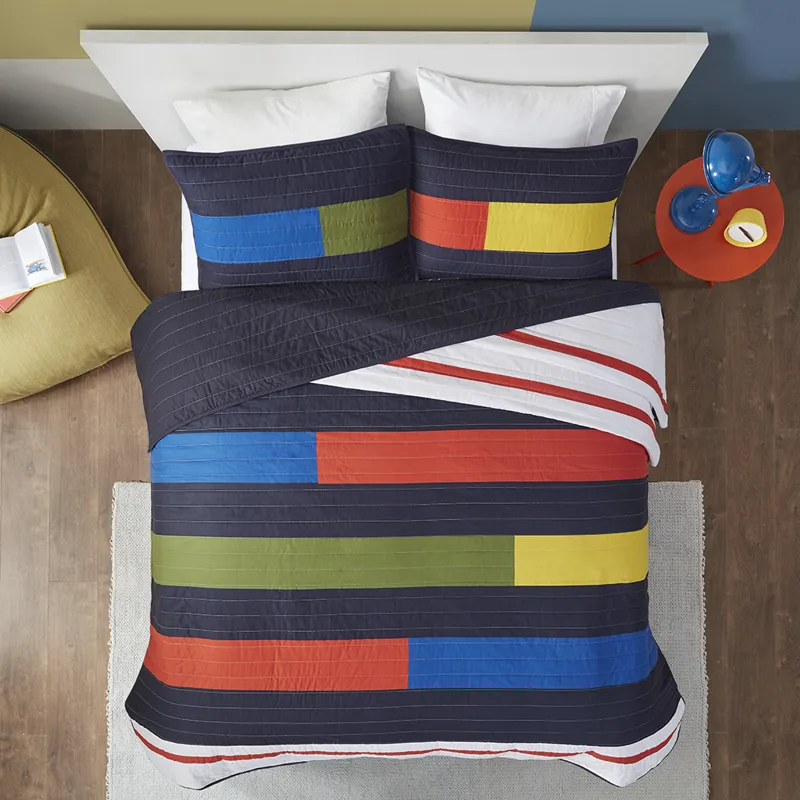 Urban Habitat Kids Morris Stripe Printed Quilt Set