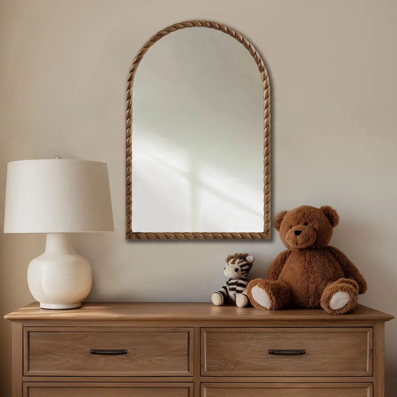 Montra - Brown