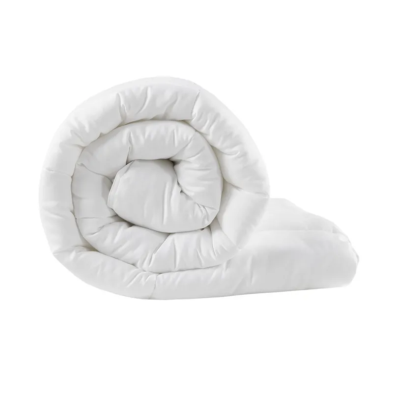 Madison Park Winfield 300 Thread Count Cotton Shell Luxury Down Alternative Comforter